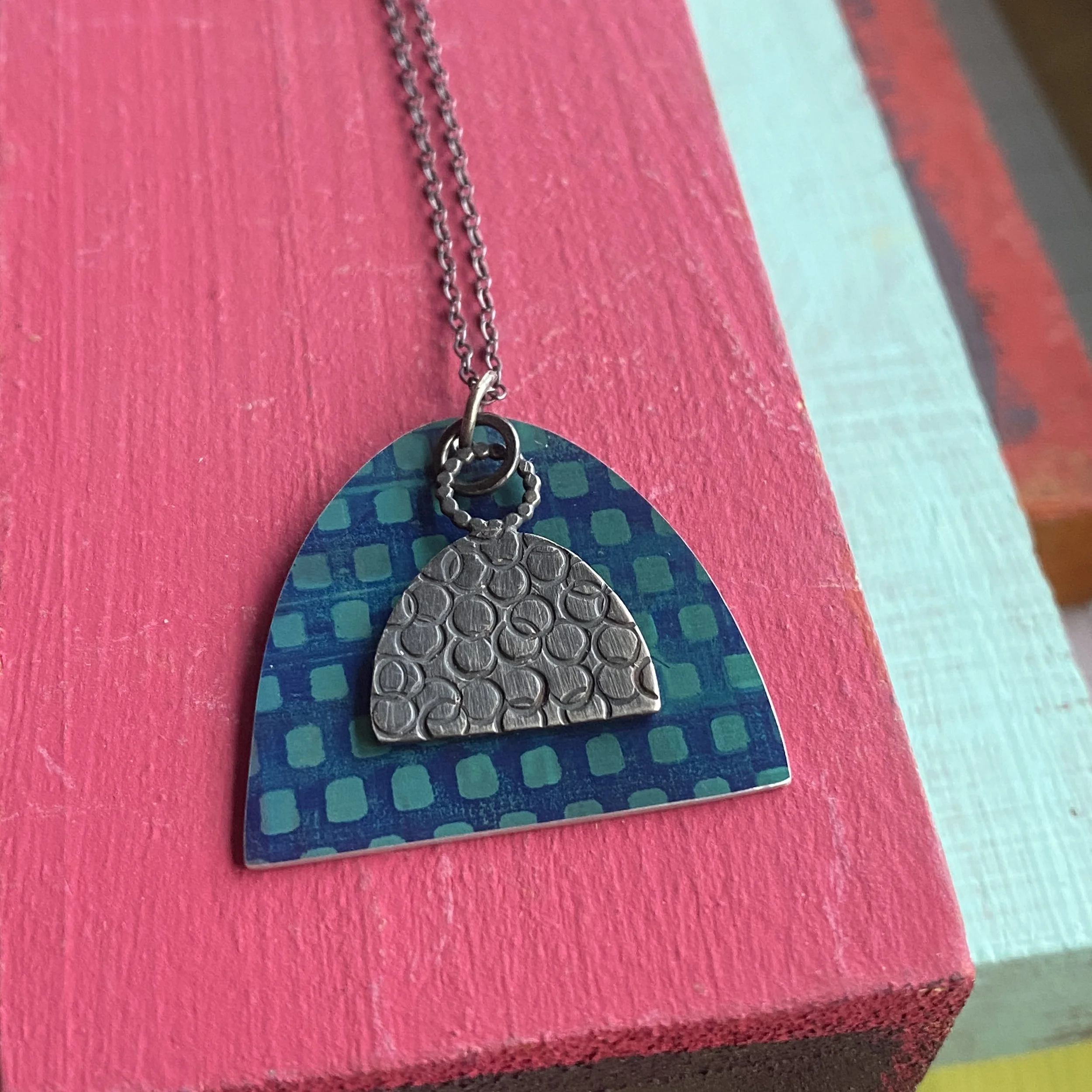 Arch Shape Pendant Necklace-Teal/Blue