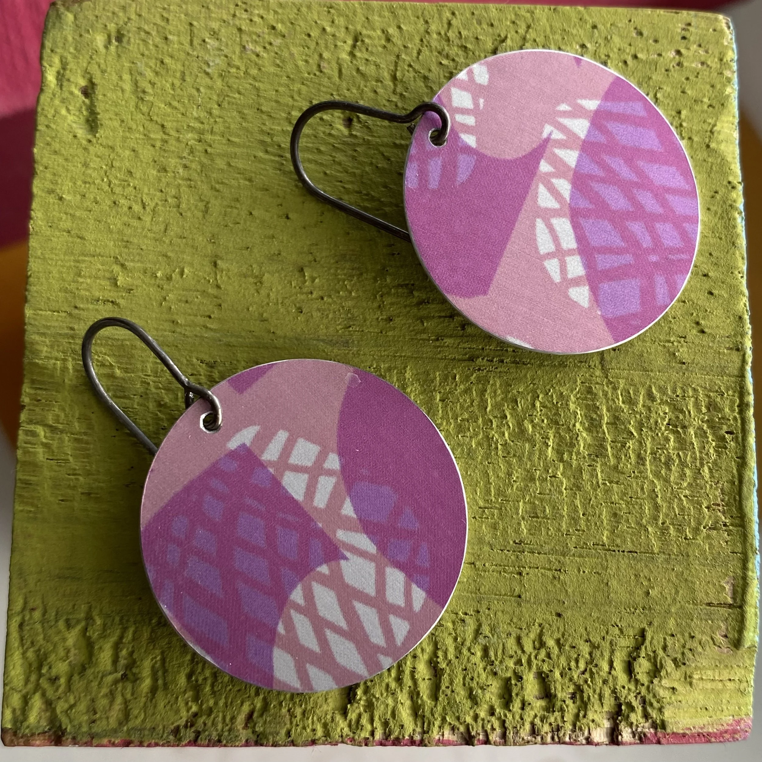 Large Disc Aluminium Earrings-Pinks