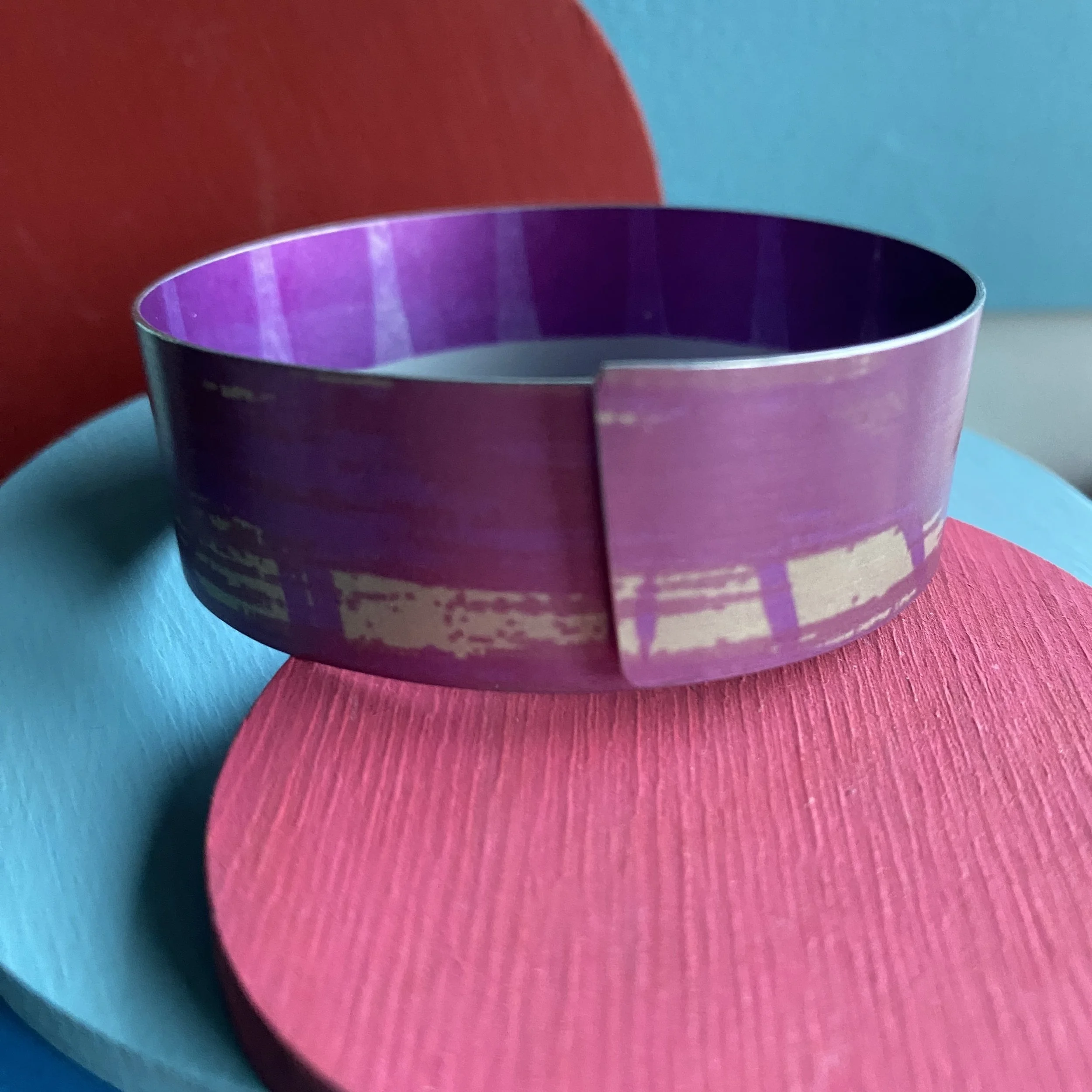 Narrow Overlapping Cuff Bangle -Pink Forest