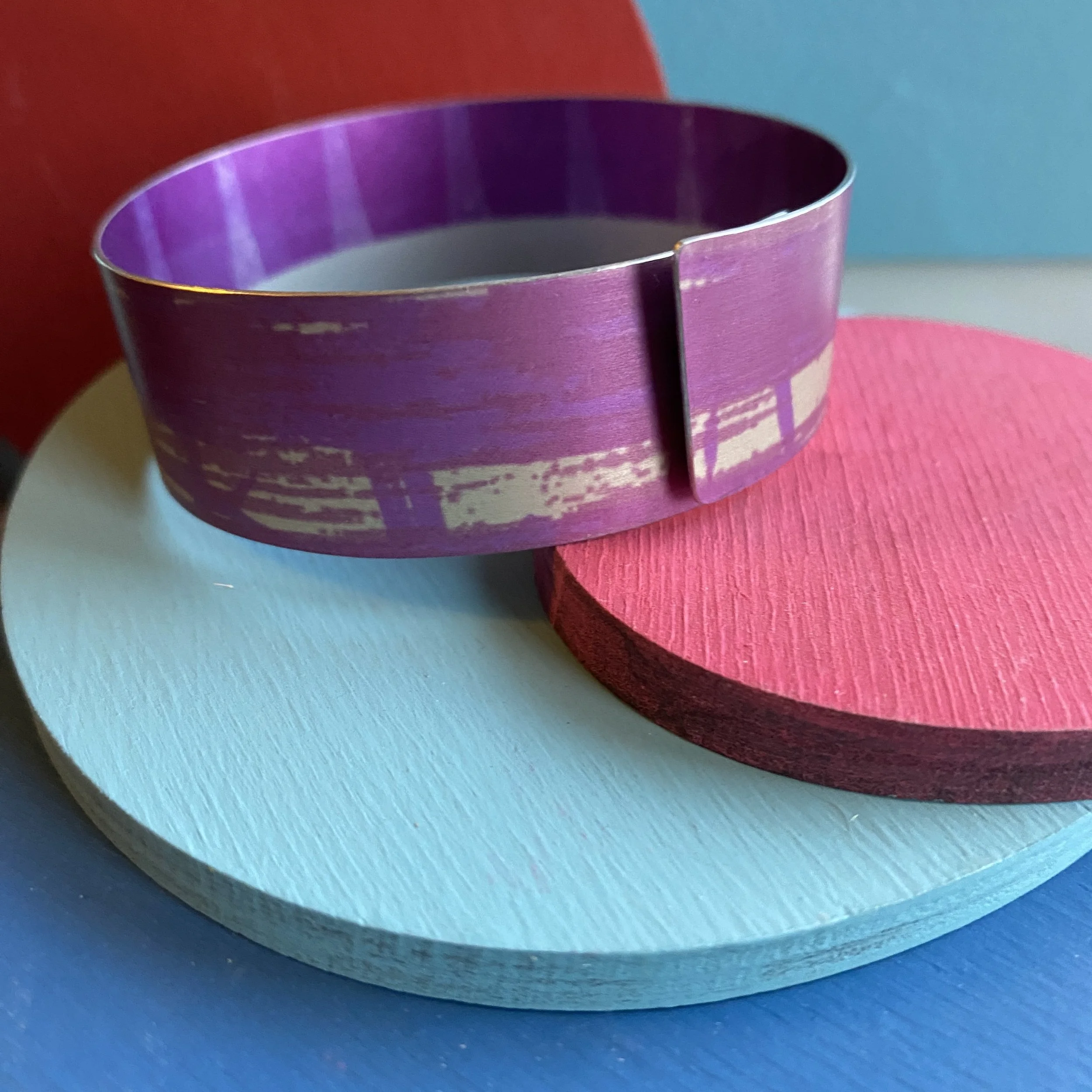 Narrow Overlapping Cuff Bangle -Pink Forest