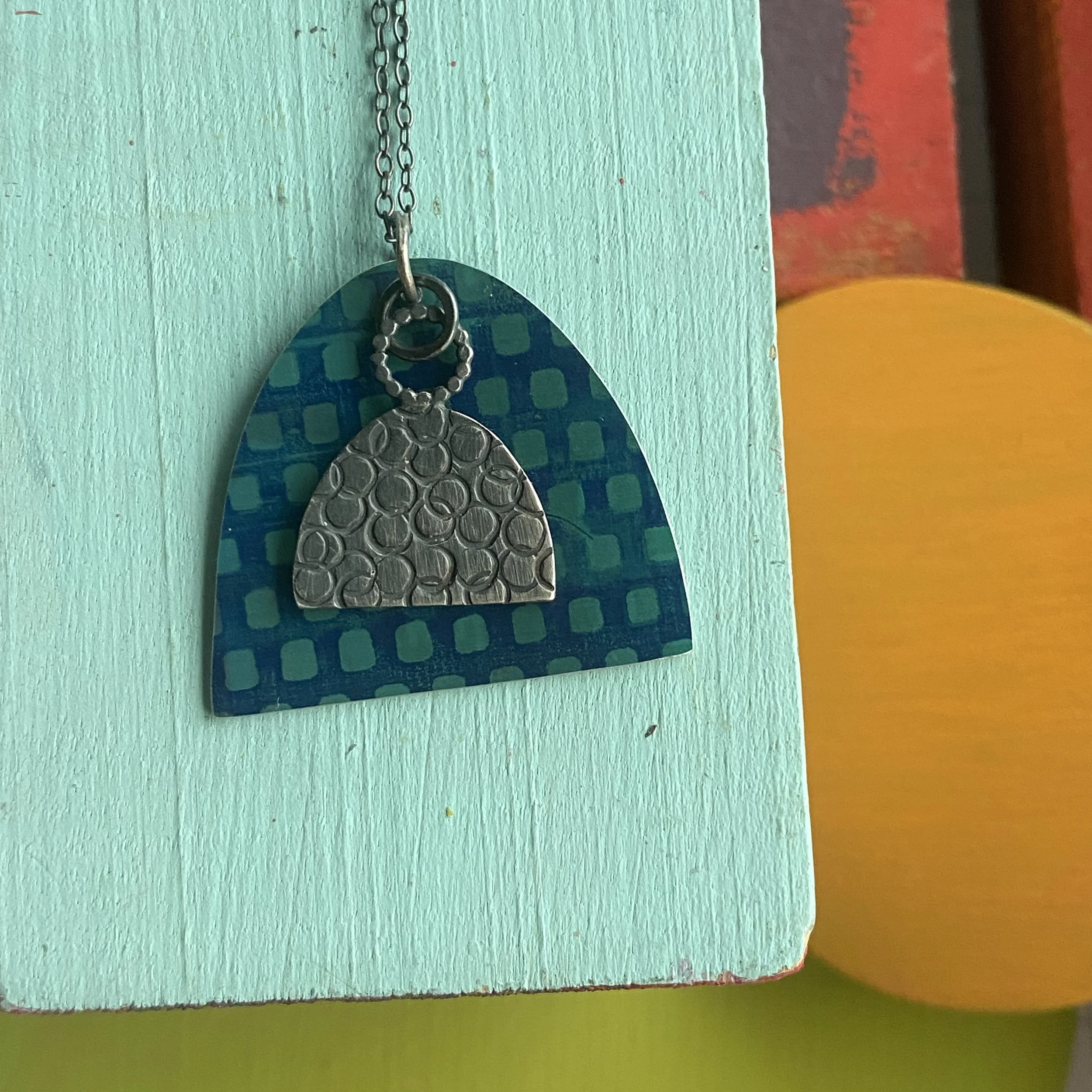 Arch Shape Pendant Necklace-Teal/Blue