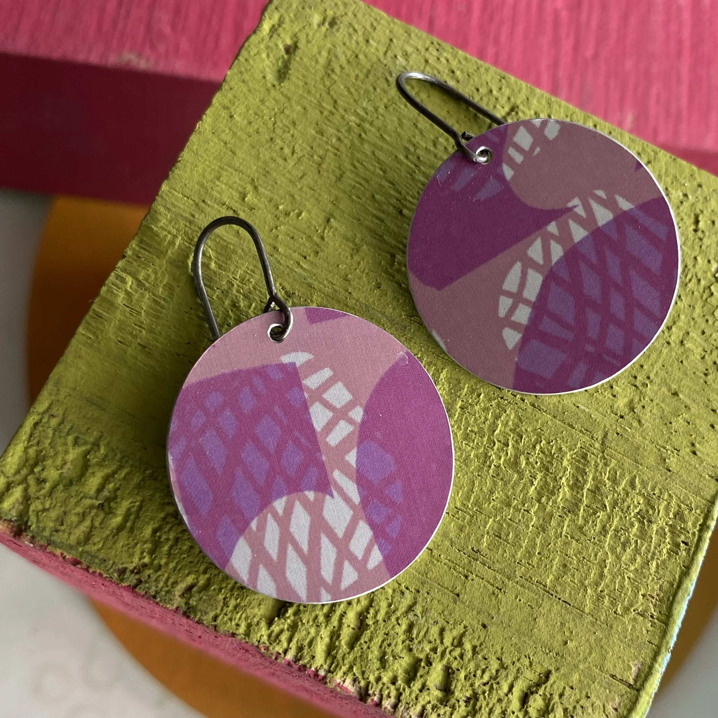 Large Disc Aluminium Earrings-Pinks