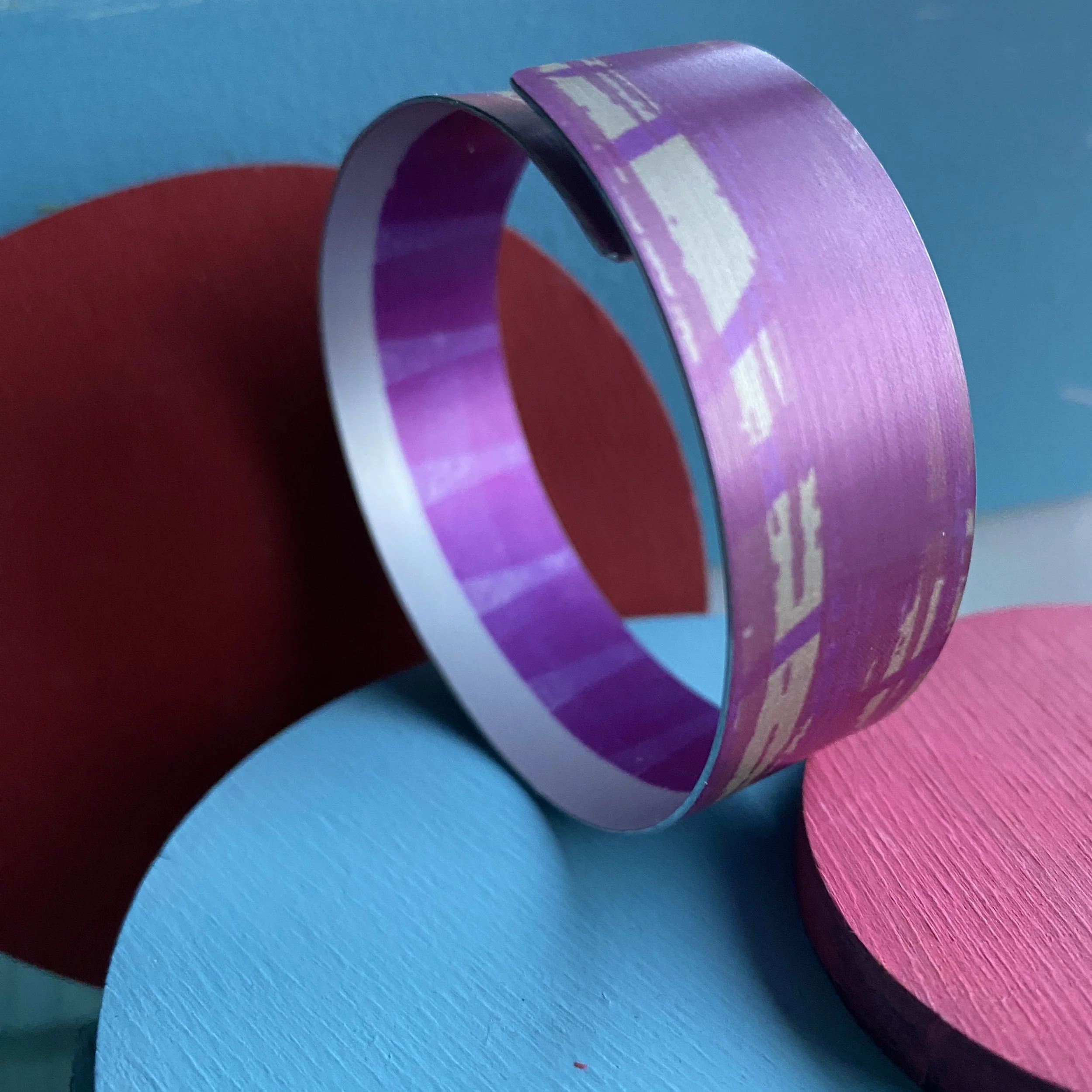 Narrow Overlapping Cuff Bangle -Pink Forest