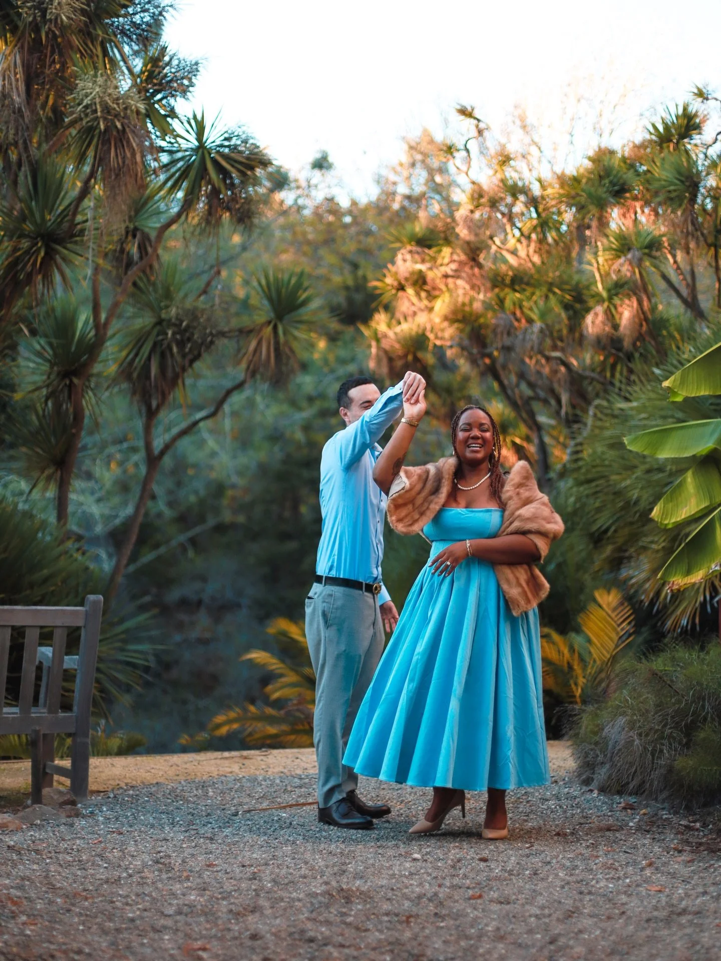 I&rsquo;ve done many shoots, but this one had me going aww every single minute 🥹 
From helping a client plan a surprise engagement for the love of his life to hiding in the bushes to catch that perfect moment&hellip; AAHHHH. I love engagement shoots