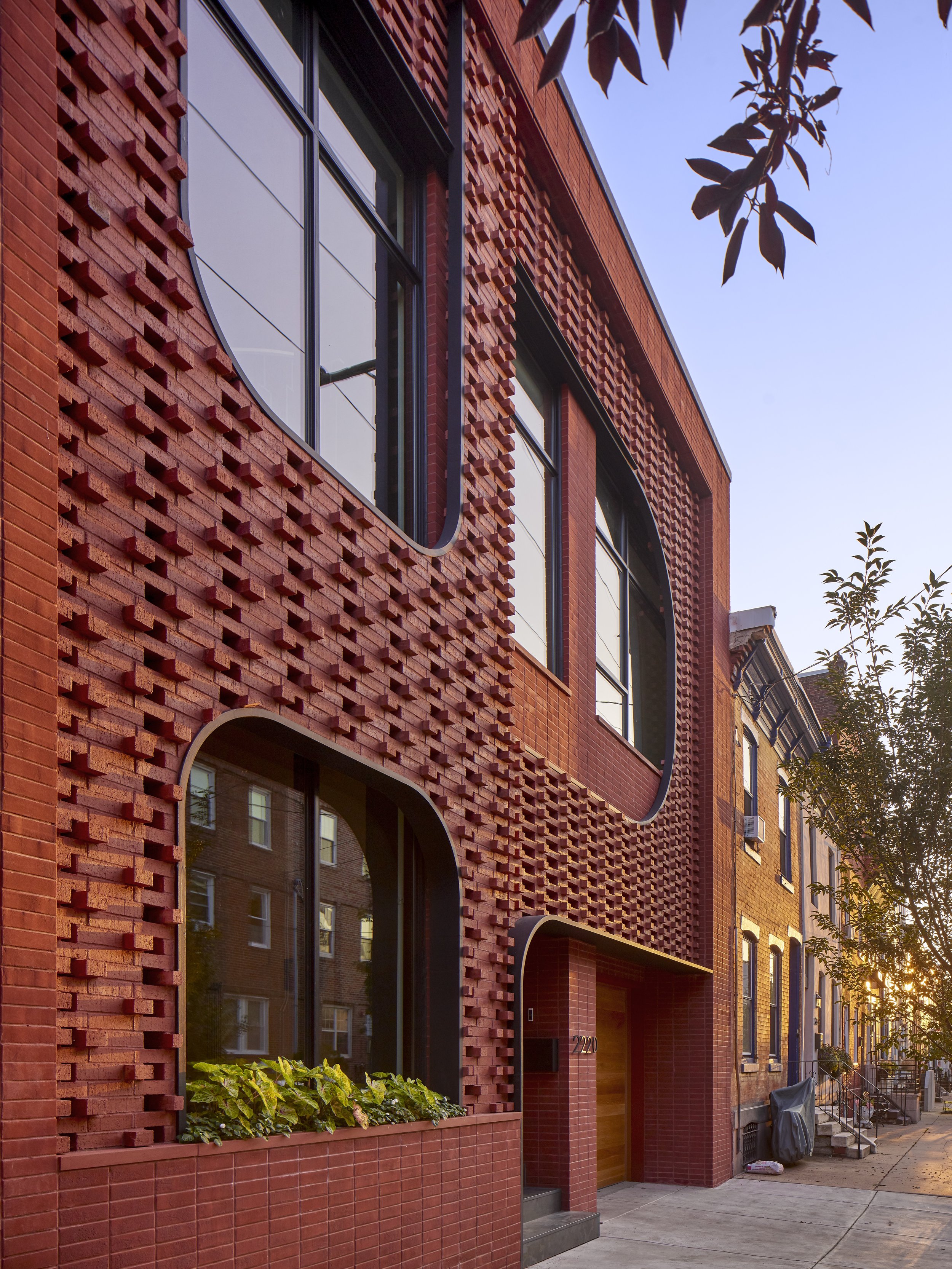 A Brick Veil Provides Privacy with Nuance — Heartland Brick