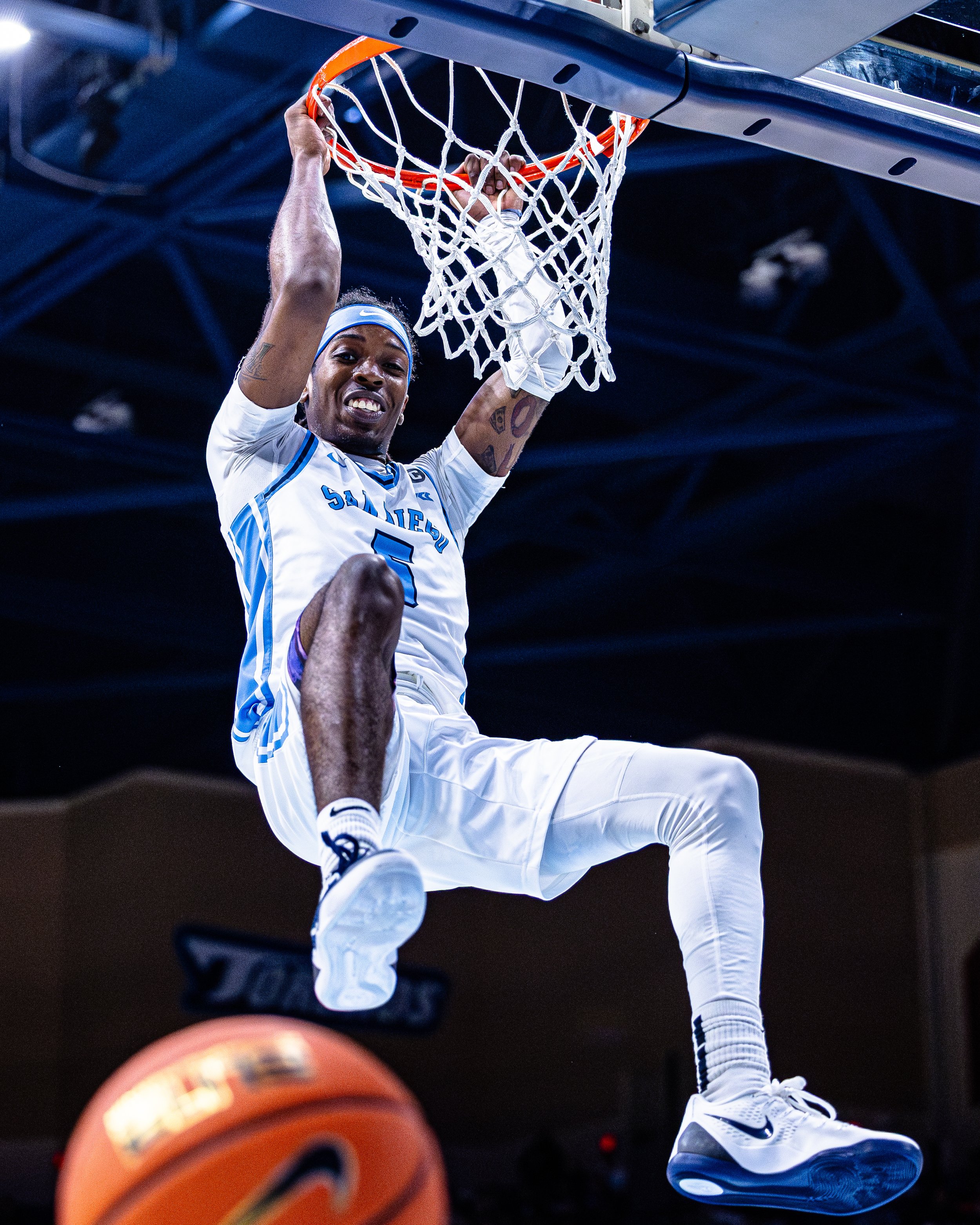12-30-25 MBB V Gonzaga (352 of 418).jpg