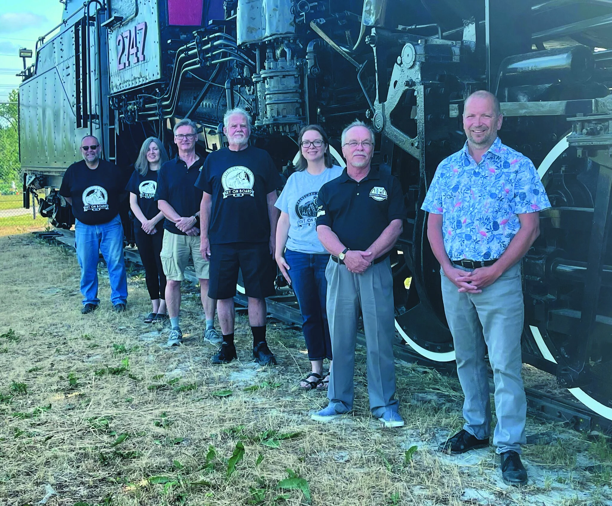 Shawn with members of the Transcona Museum  in front of CN2747