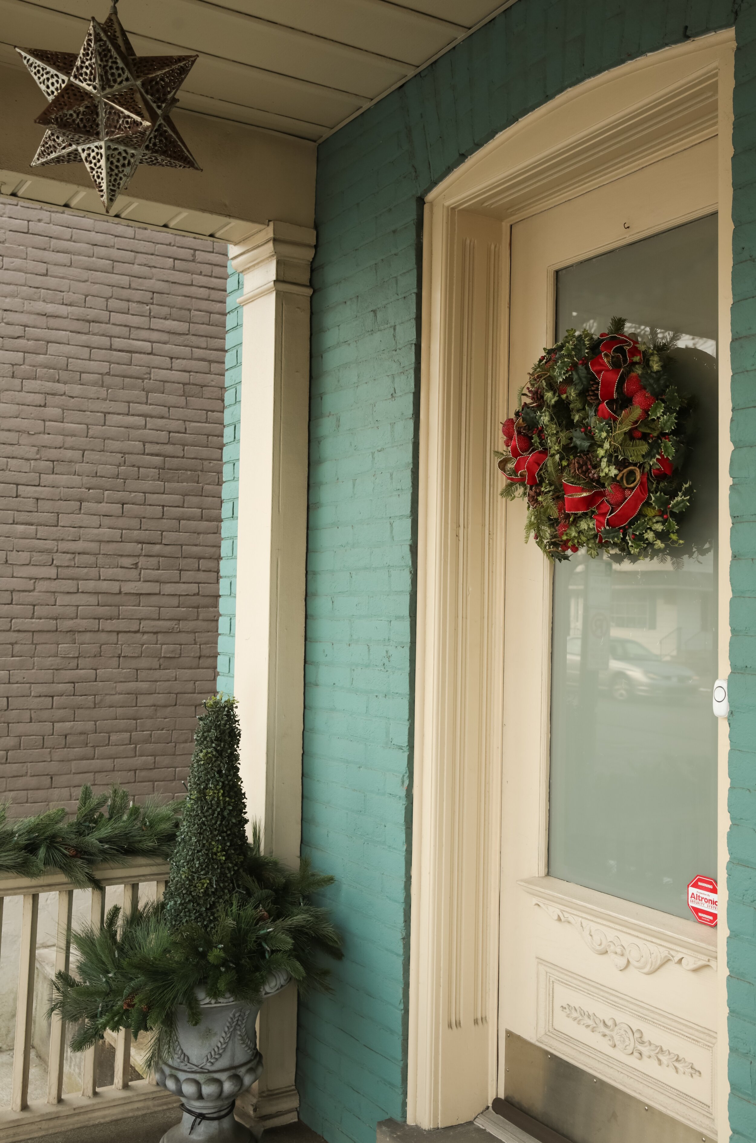 Holiday House Tour front door historic home