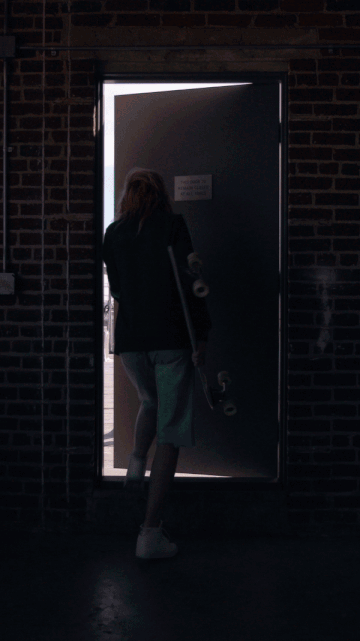 ezgif.com-resize (24).gif