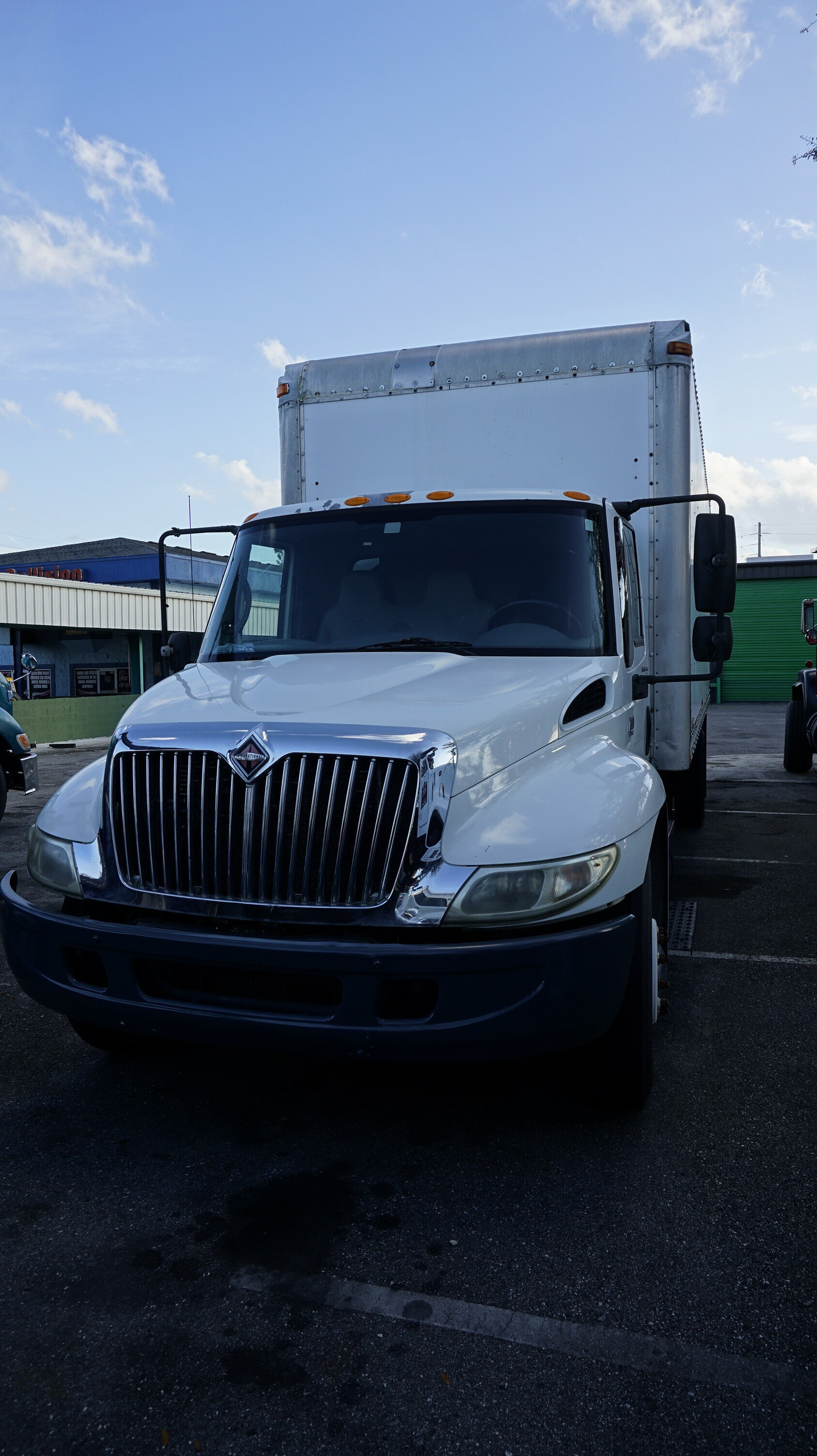 2002 International 24' Box Truck Model 4300 