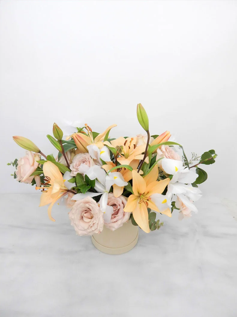 Flower-Arrangement-Lover-790.jpg
