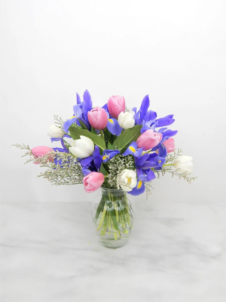 Flower-Arrangement-Message-of-Love-790.jpg