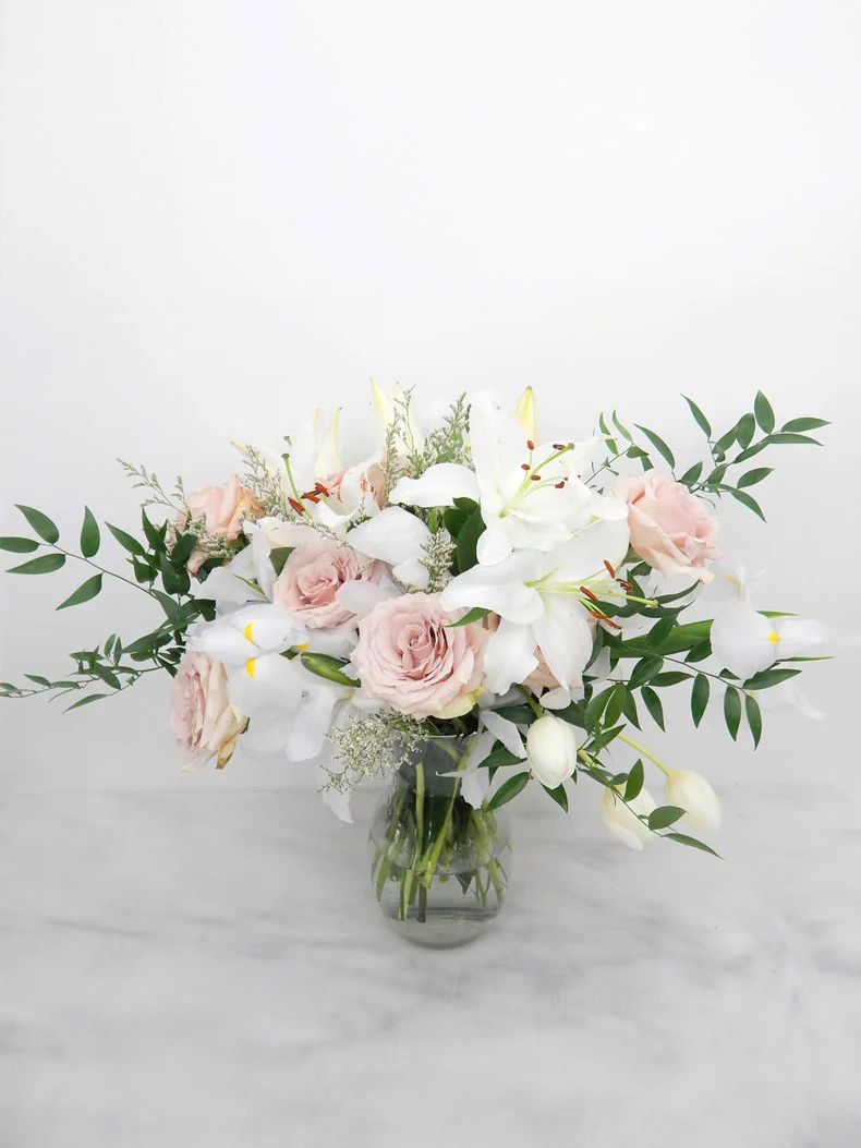 Flower-Arrangement-Blushing-Beauty-790.jpg