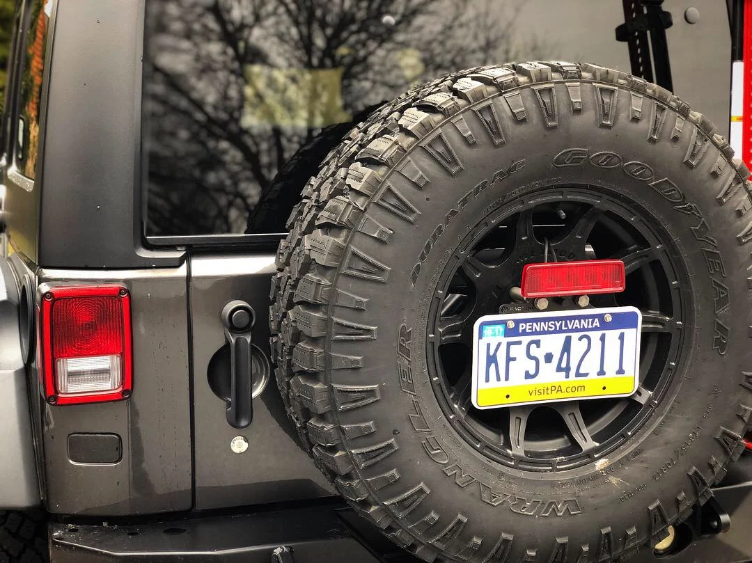jeep jk license plate light