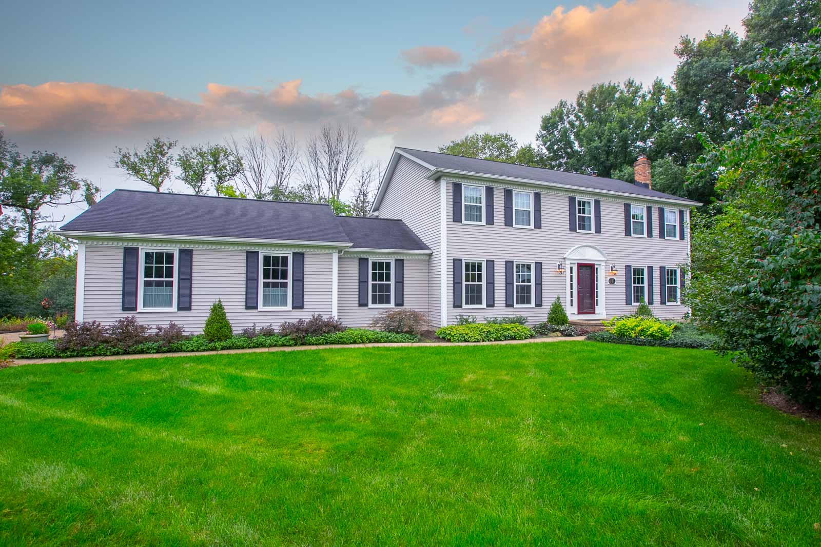 1920 Weymouth Drive-12.jpg