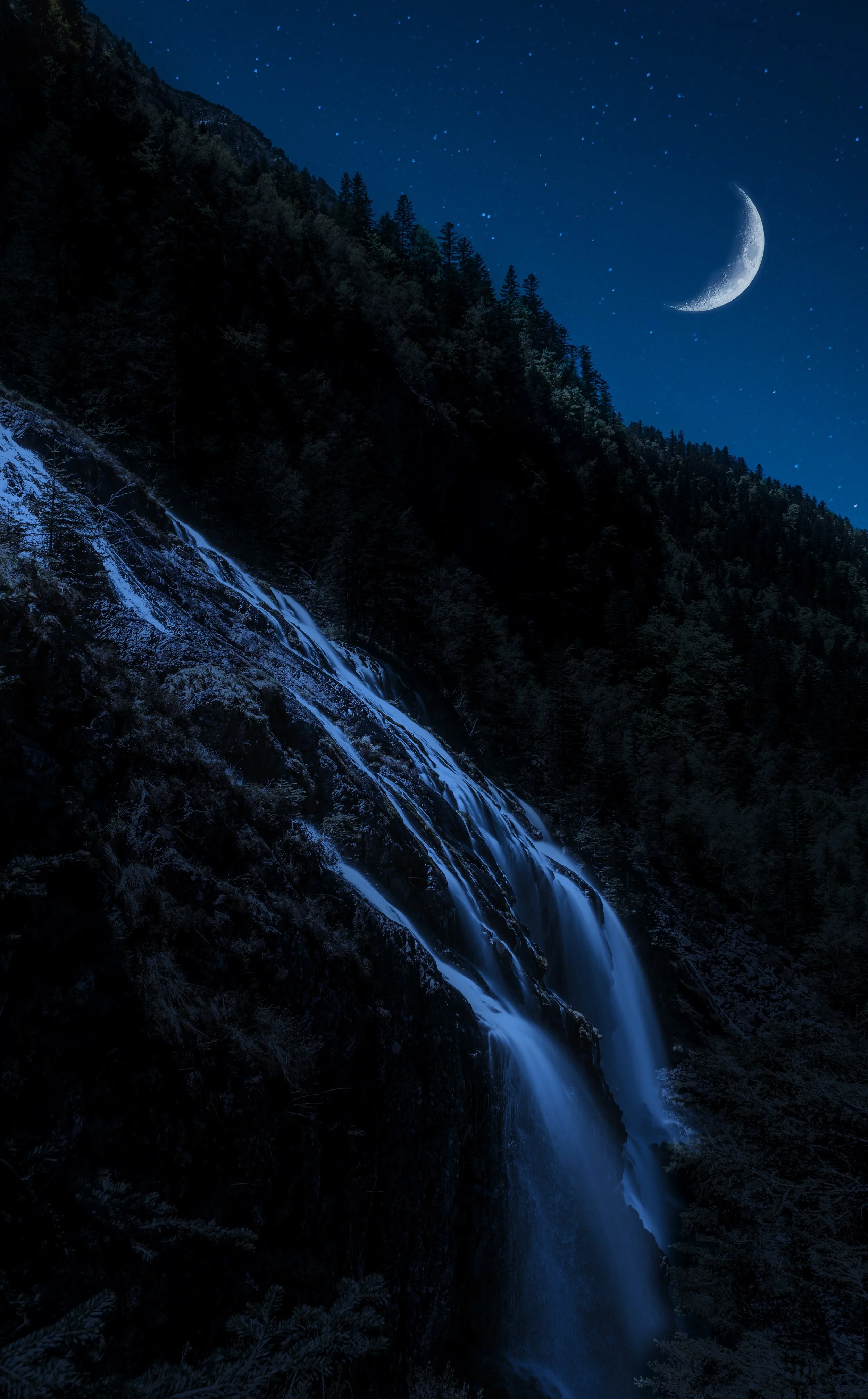 Luminous Darkness: A Radical Path to Embracing the Unknown and Seeing with the Heart
