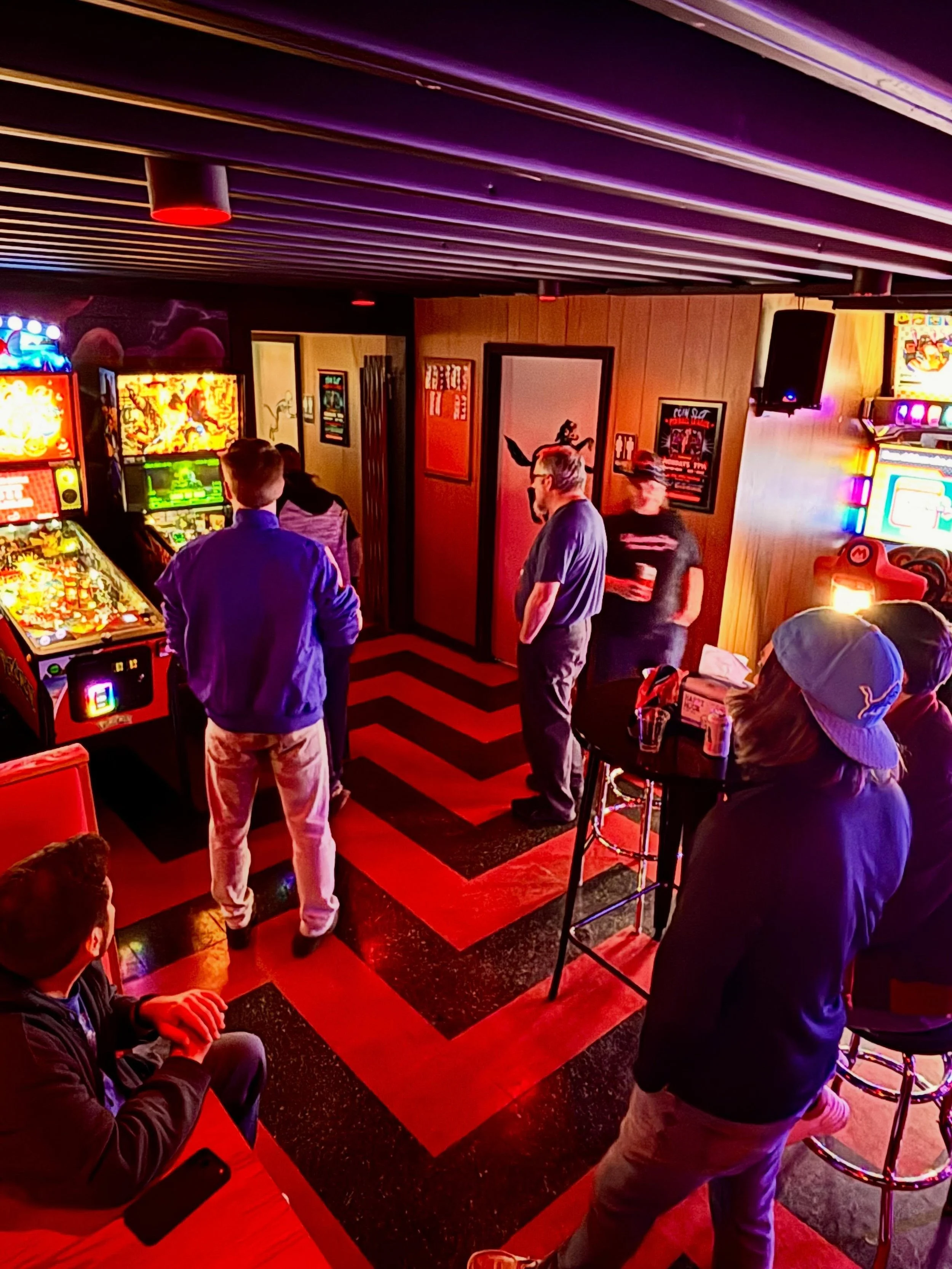 Perks of being a league member: First plays on new machines! Several members tested out the new Stern Fallout game last night, which is officially up and running at @thecoinslottc. Check it out this weekend, or come play it during our league season k