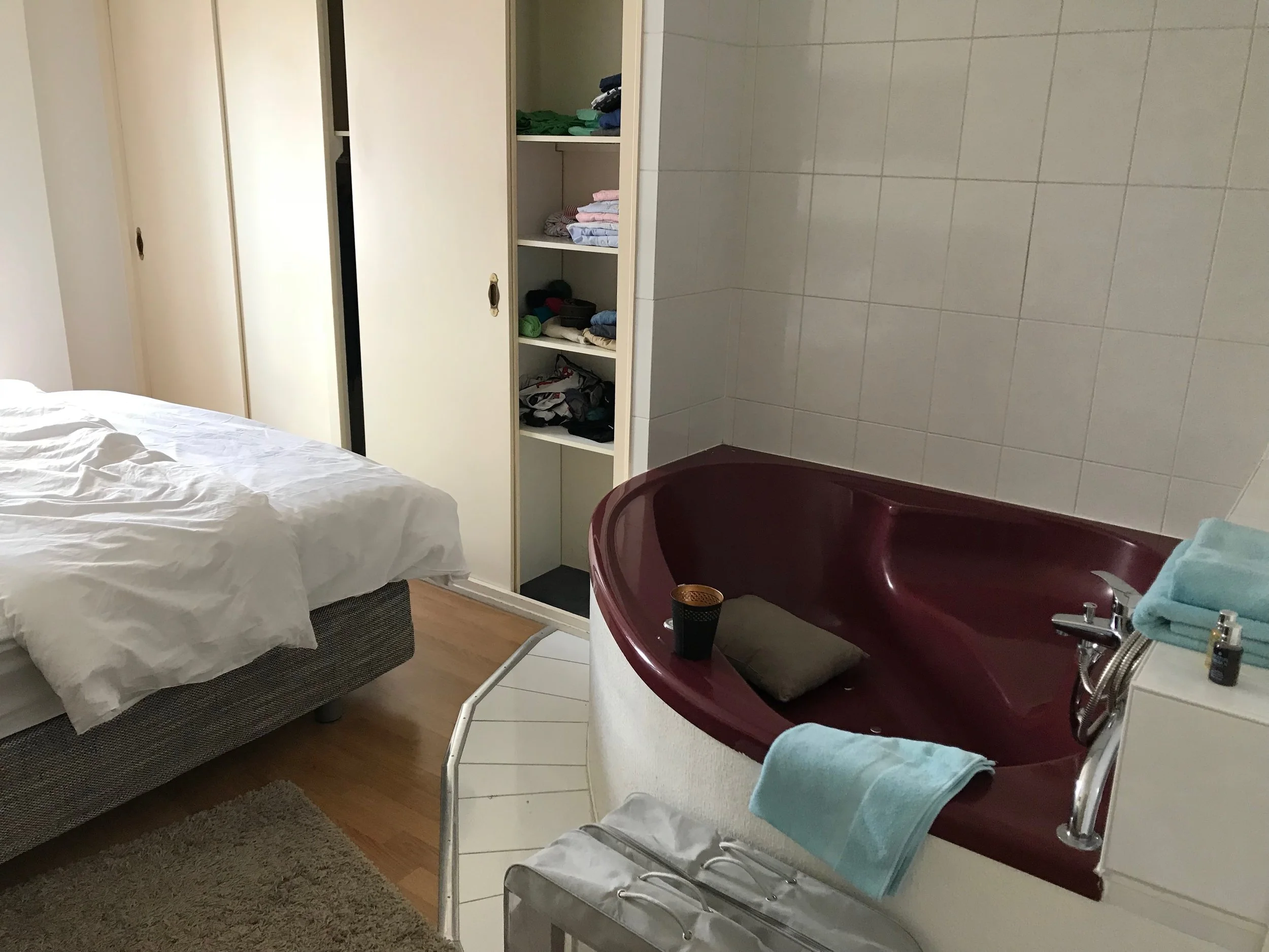 The view to the right when you step into the door of the bedroom in the furnished temporary apartment. Lausanne, Switzerland, August 2018.