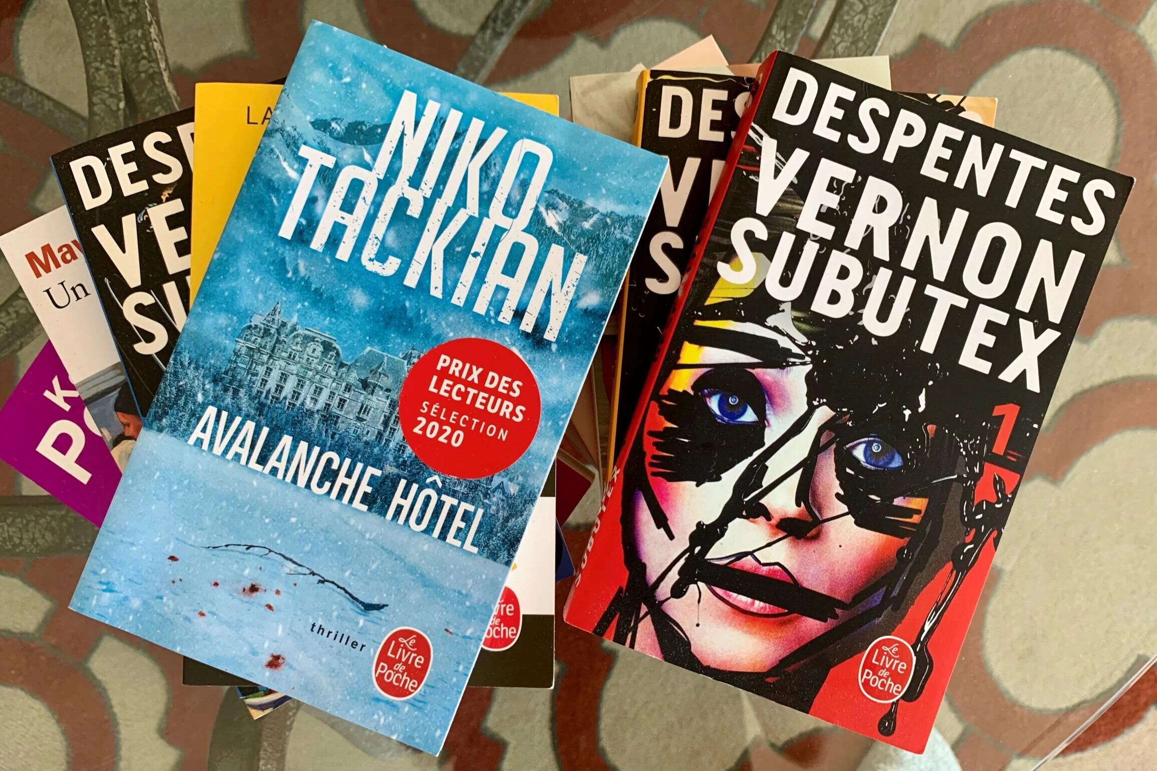 Best Novels For French Language Learners By CEFRL Level Observing Leslie
