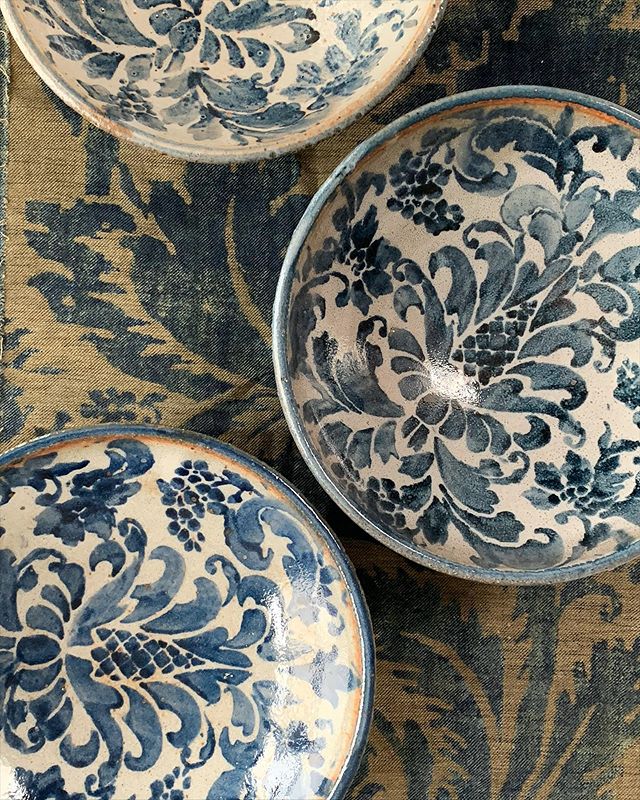 Some #Indigo #bowls sitting on a beautiful @fortunyvenezia remnant gifted to me by @iiifonseca 💙💙on a blue Monday