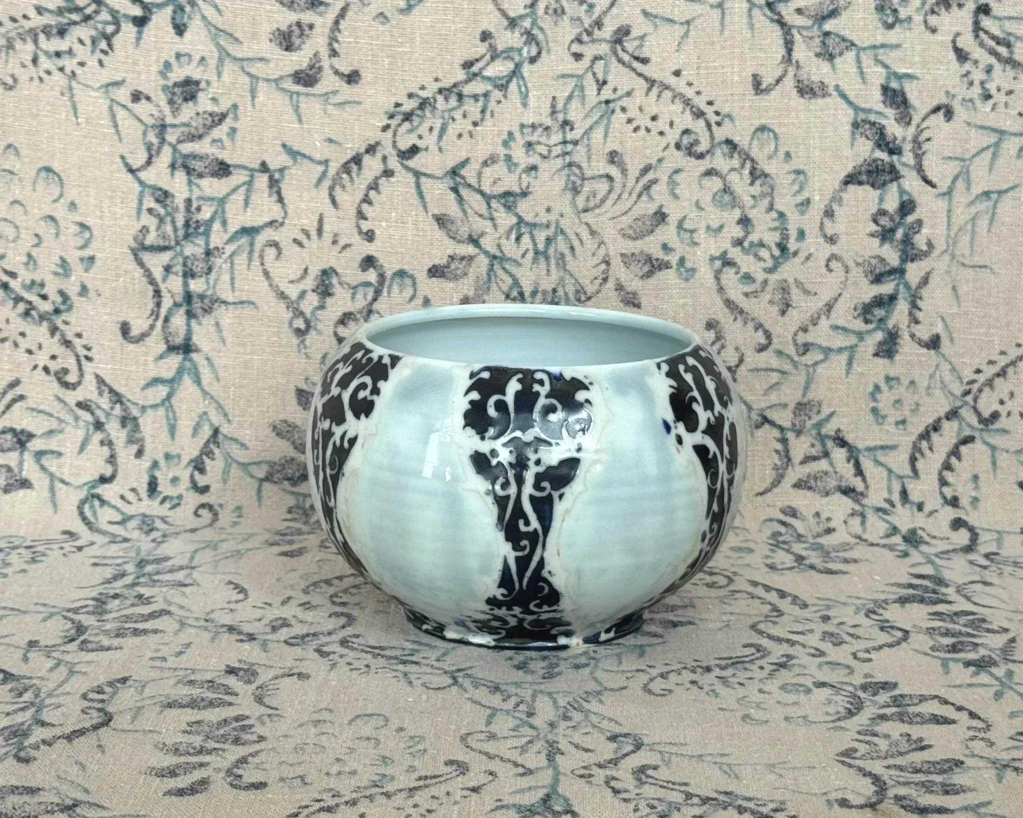 Painted%2BPorcelain%2BBowl%2B1%2B%2B%2BIMG_2515.jpg