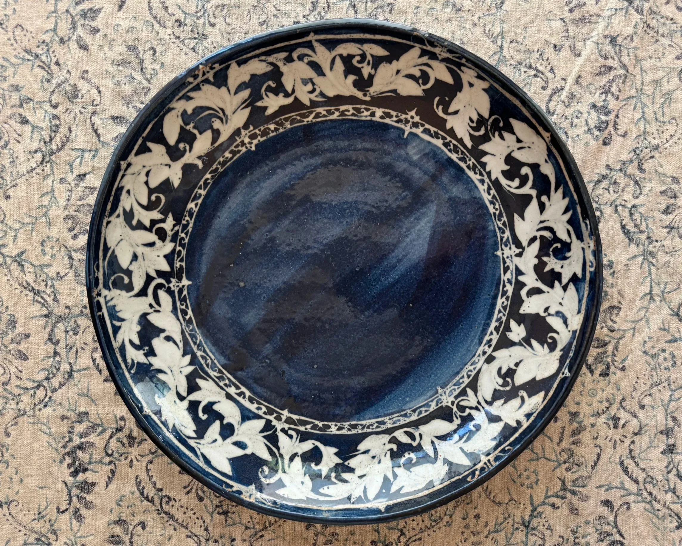 blue+velevet+painted+rim+seasonal+server+++IMG_2622.jpg