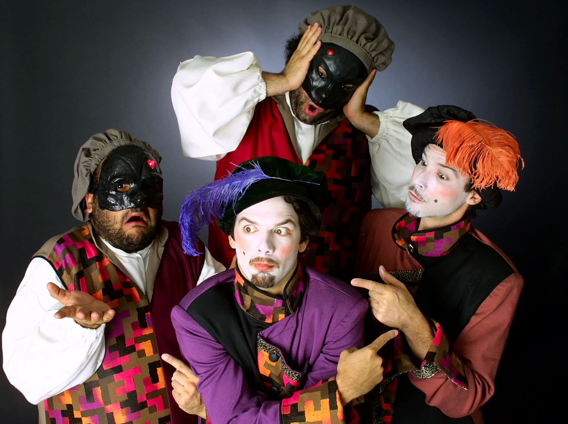 comedy of errors_tongue and groove_2004Img_3566.jpg