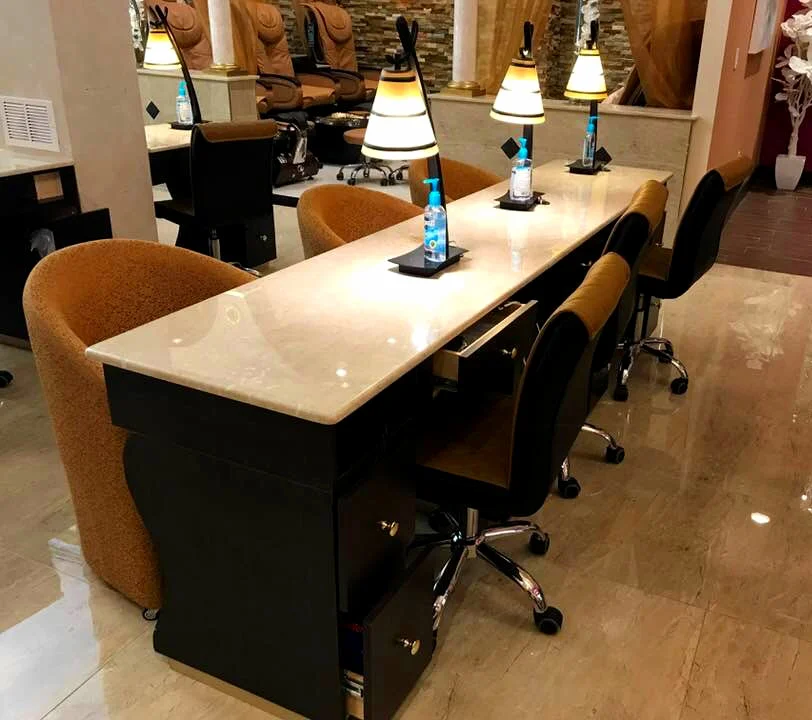 Nail Tech Station