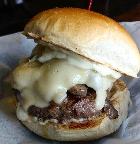 Mushroom Madness! 🍄 Meet our Mushroom Mayo Swiss Burger. 
#hogislandsteaks #hogisland #phoenixville #phoenixvillepa #phoenixvillefoodie #mushroom #mushrooms #nationalmushroomday 
#qlife #quarantinefood