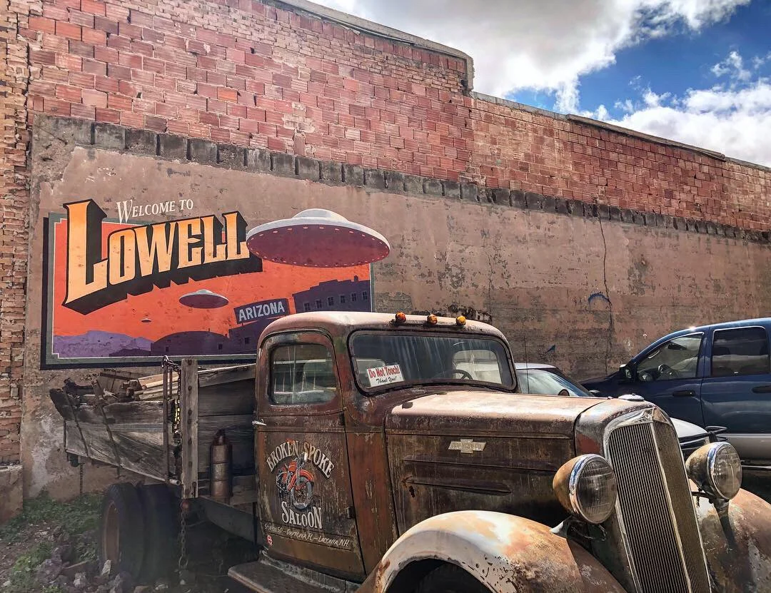 Iconic Americana Just North of the Mexican Border