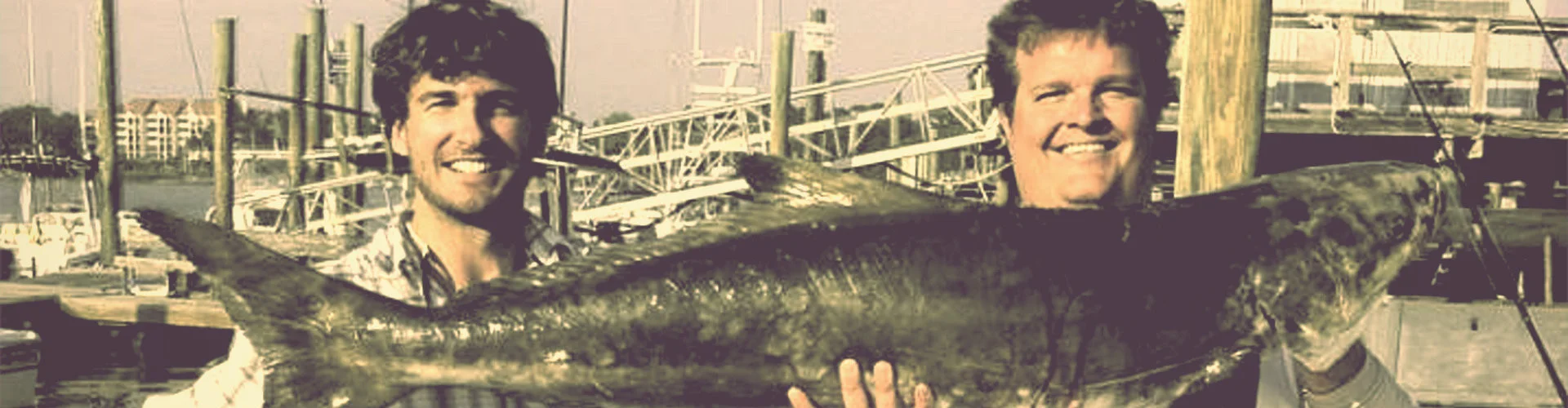 Hilton-Head-HHI-Happy-Fishing-Customers-1920x500.jpg