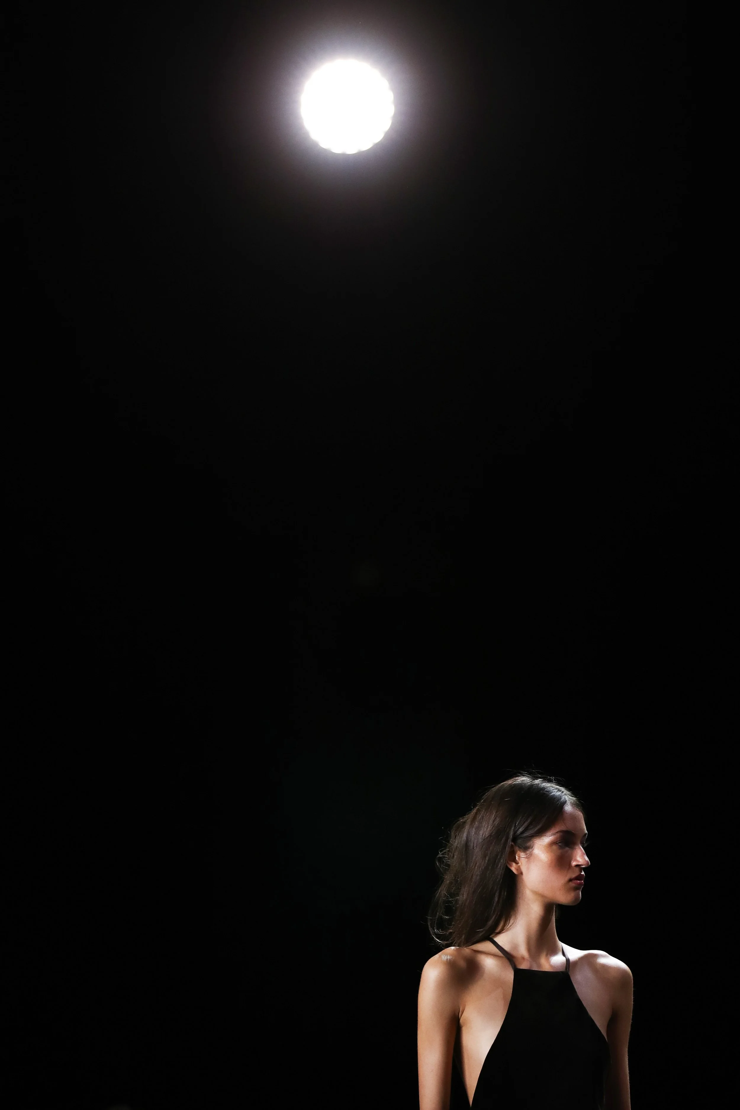  A model walks the runway during the Beare Park show at Australian Fashion Week 2025 at Carriageworks on May 13, 2025 in Sydney, Australia. (Photo by Jason McCawley/Getty Images) 