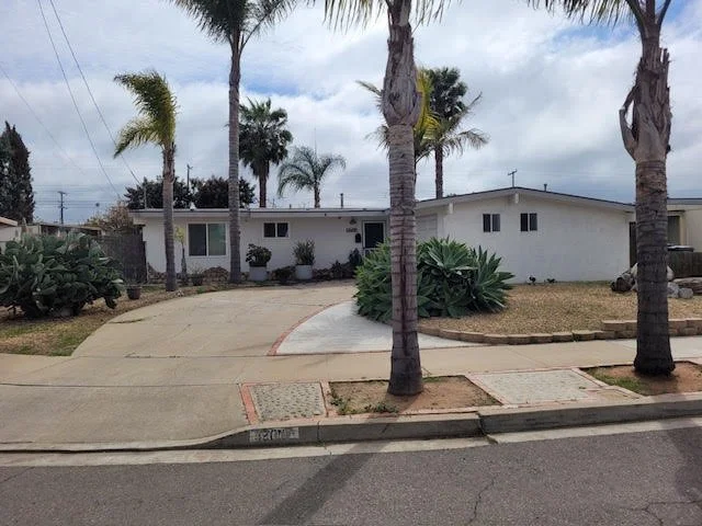 1209 hemlock.jpg