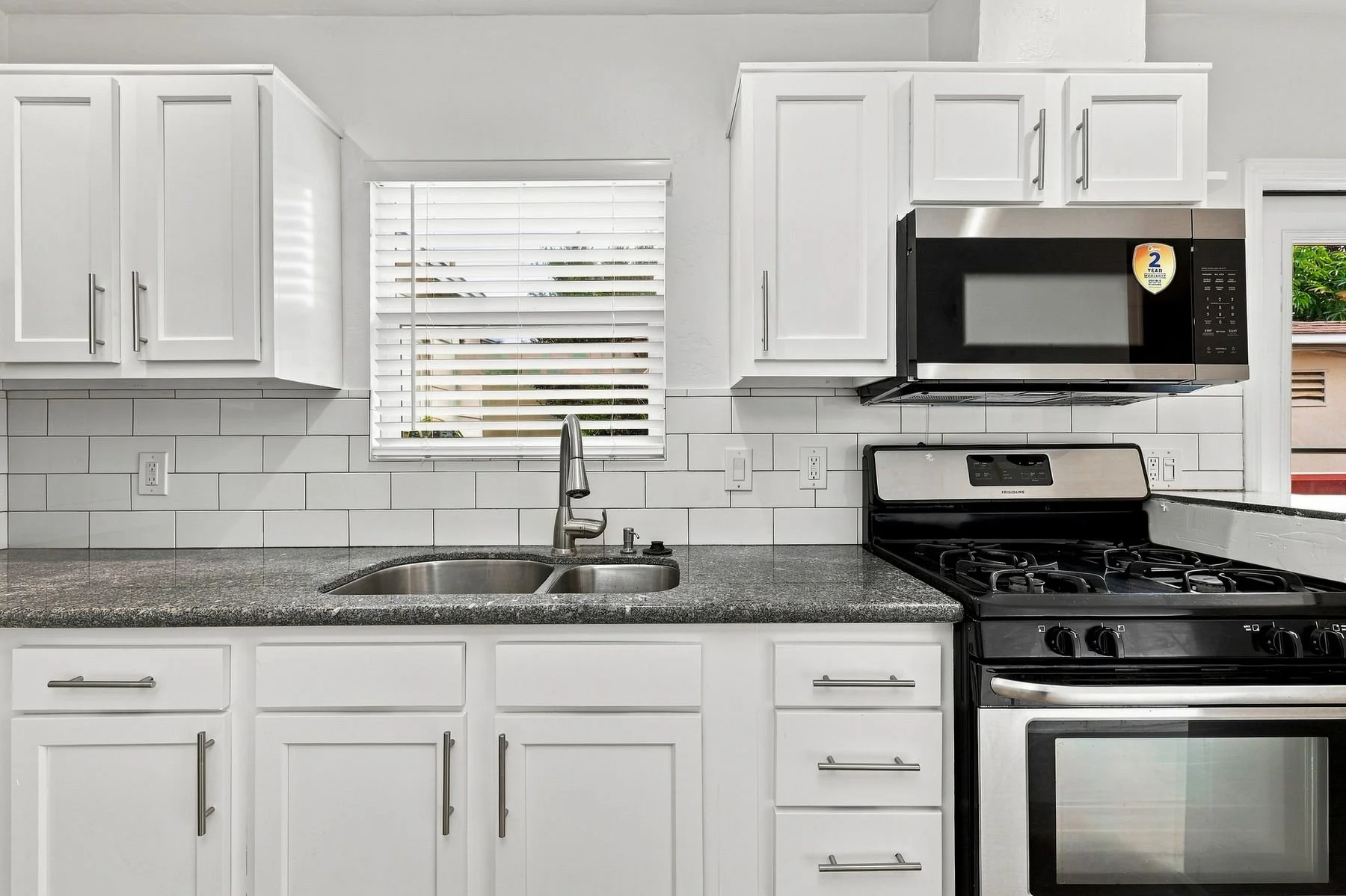 010_136_brightwood_ave_a_web_2.jpg