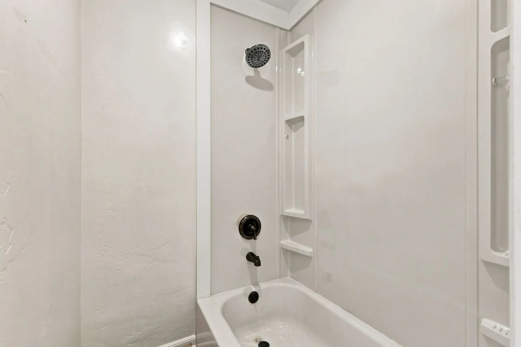 015_136_brightwood_ave_a_web_2.jpg