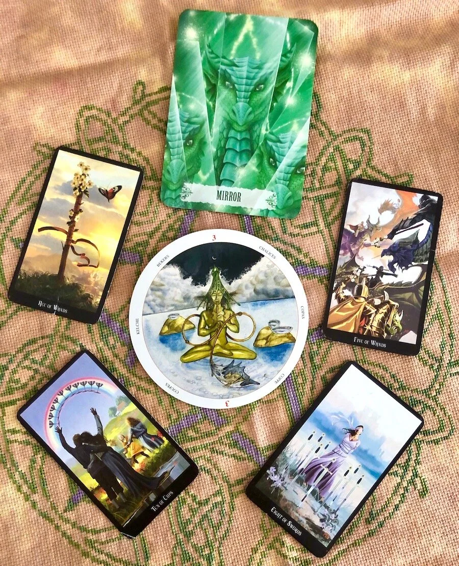 DA 313: Tarot Readings