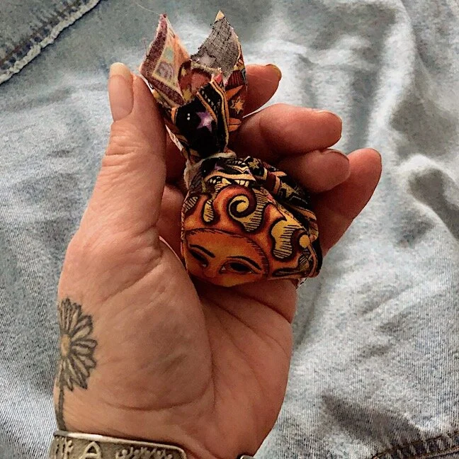 DAY 322: Witching Away In Skooliehomesteadville