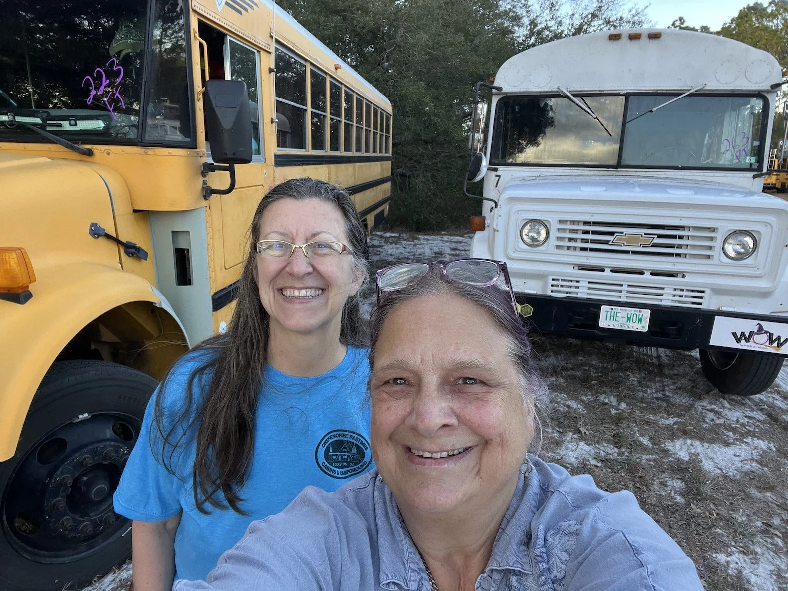 DAY 939: Peace, Love, and Skoolies