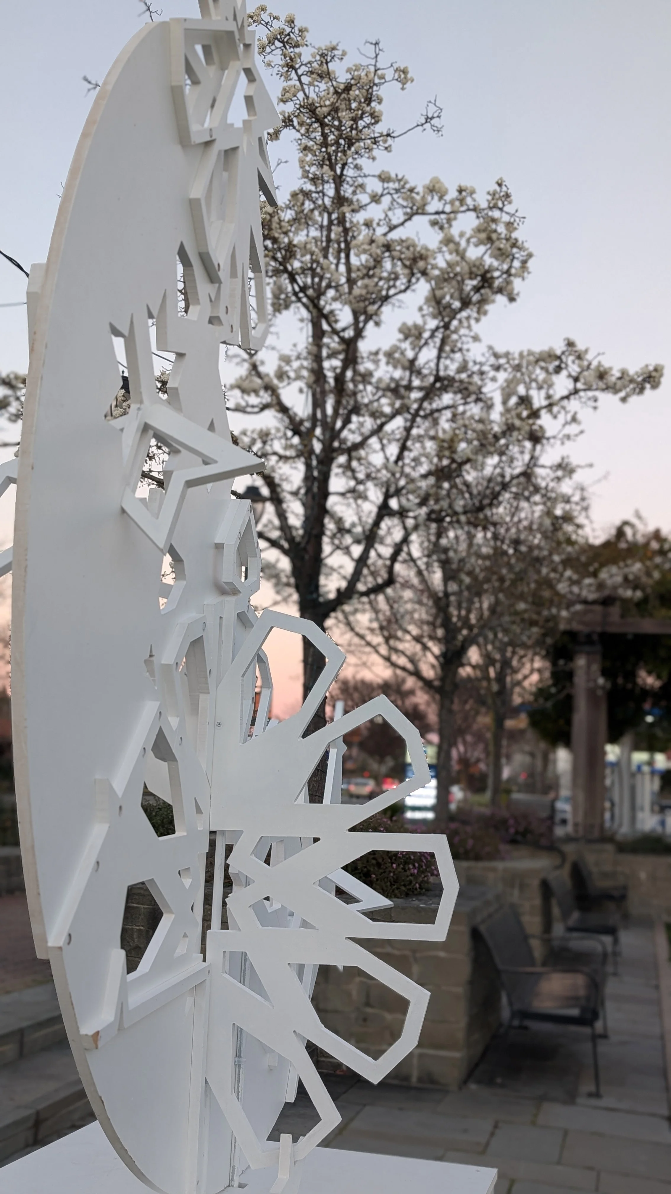 Crescent_sunset_side curve.jpg