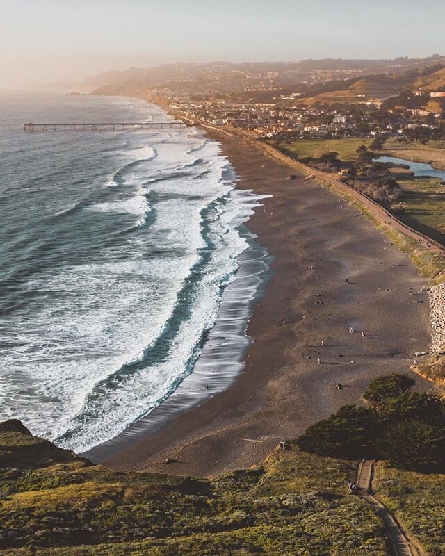 What are the most scenic ocean viewpoints in San Francisco? 🌊
⠀
The city has many hills and cliffs from where you can admire beautiful views of the Pacific Ocean . Here is the list of my favorite ones ⚡️
⠀
Mori Point in Pacifica 🏔 Breathtaking ocea