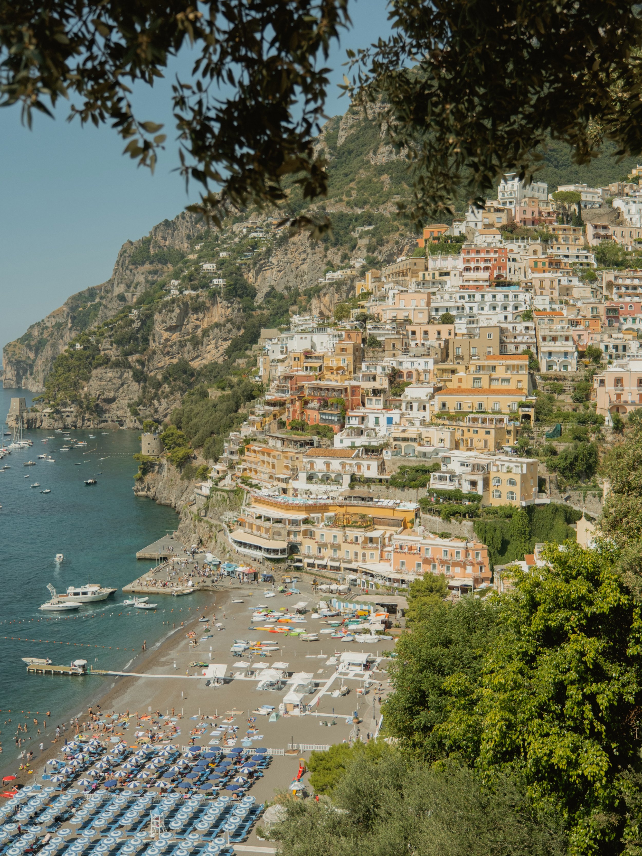 Ciao from Positano, Amalfi Coast ✨🍋

We spent one day there and it was absolutely stunning!

#amalficoast #italy #positano #travelphotography #travelblogger 

positano &bull; amalfi coast &bull; italy &bull; euro summer &bull; travel blogger &bull; 