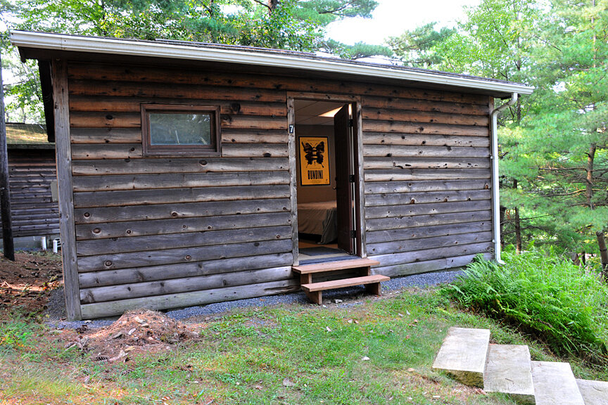 BUNDINI_CABIN_1.jpg