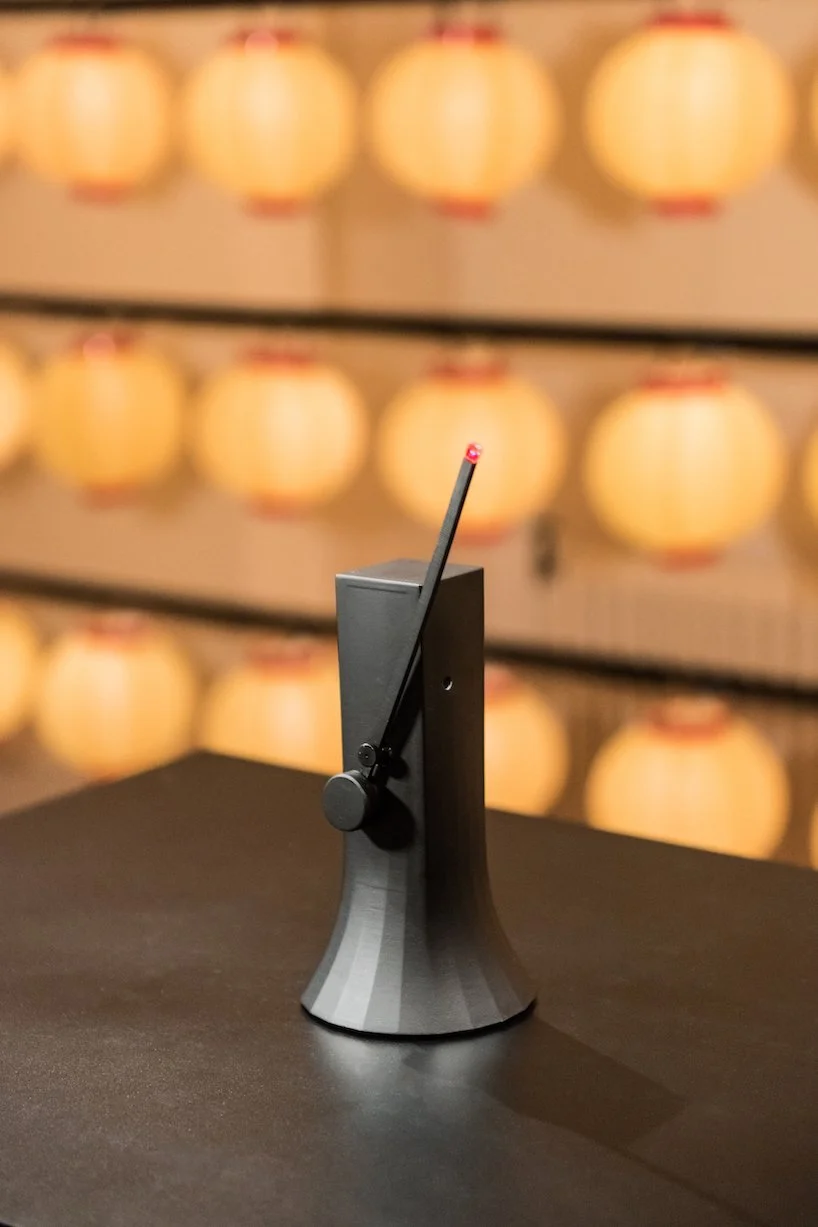  Taiwanese pavilion 'Swingphony' at the 2021 London Design Biennale    Taipei-based experience design studio Bito’s ‘Swingphony’ is a symphony of metronomes produced for the Taiwanese pavilion at the 2021 London Design Biennale.     