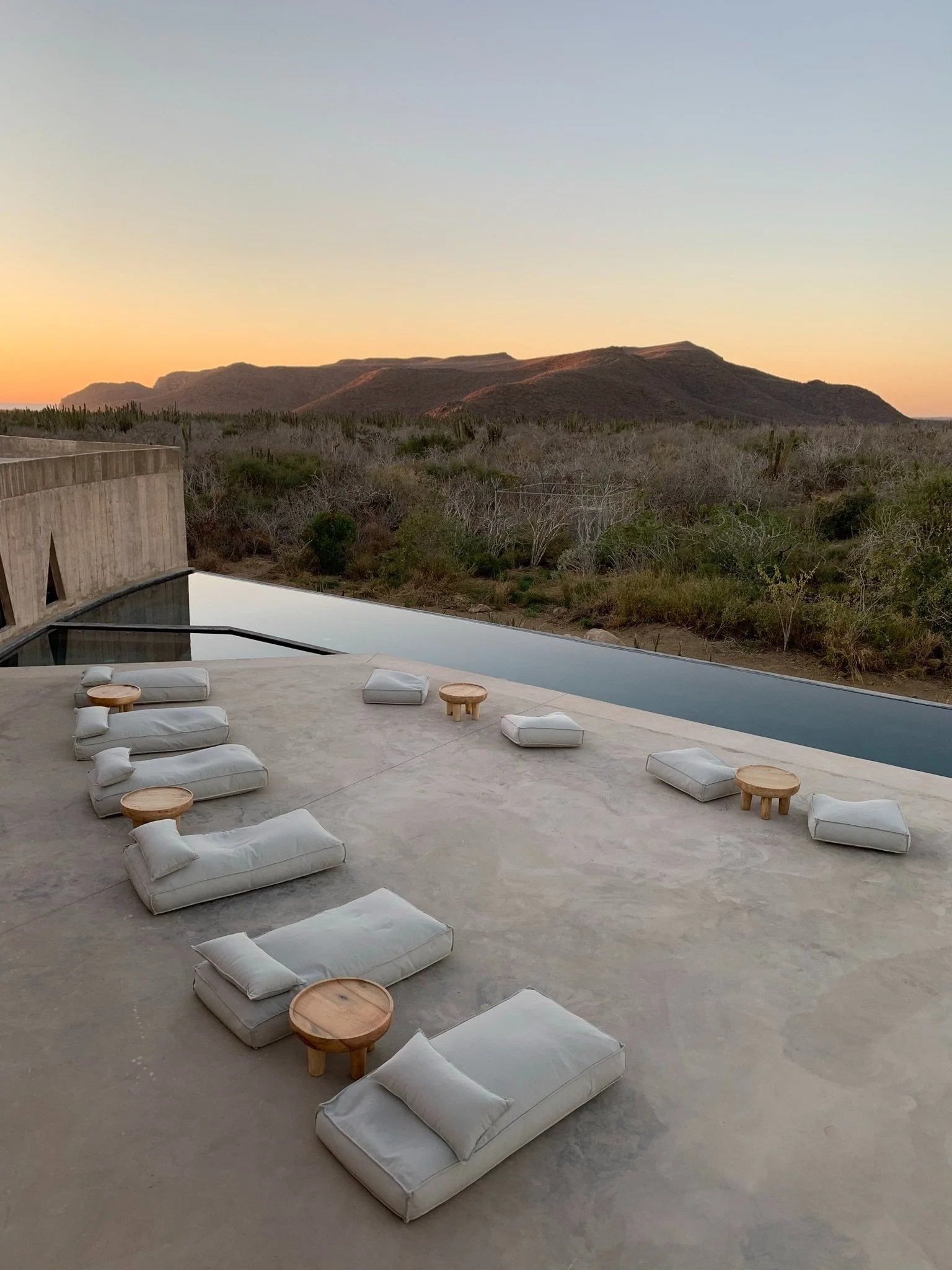  A selection of my many stories for Qantas Travel Insider:   15 Incredible First Nations Events Around Australia    Eco Resort Paradero Todos Santos Takes Zen to a New Level    6 Ways to Experience Vancouver’s Great Outdoors    29 of the Most Spectac