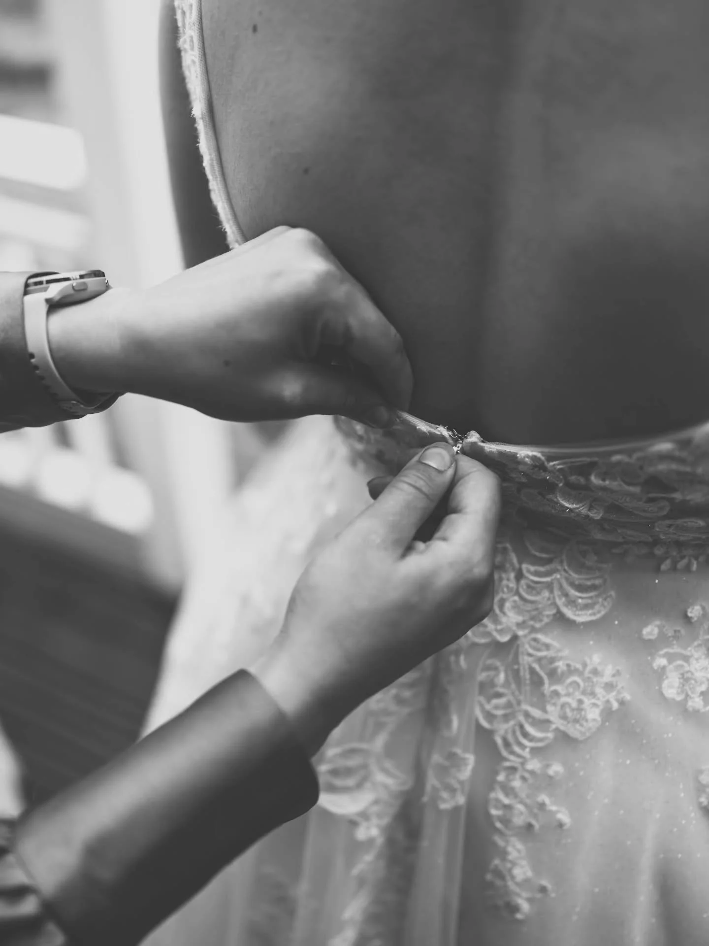 Ihana esitell&auml; teille uusista h&auml;&auml;paketeistamme HELMI- PAKETTI 💞 

HELMI on valintasi, kun haluat s&auml;&auml;st&ouml;&auml; sek&auml; extra-helppoutta juhlan valmisteluun ja j&auml;lkipyykkiin &ndash; ja haluat koko Kiviojan Helmen p