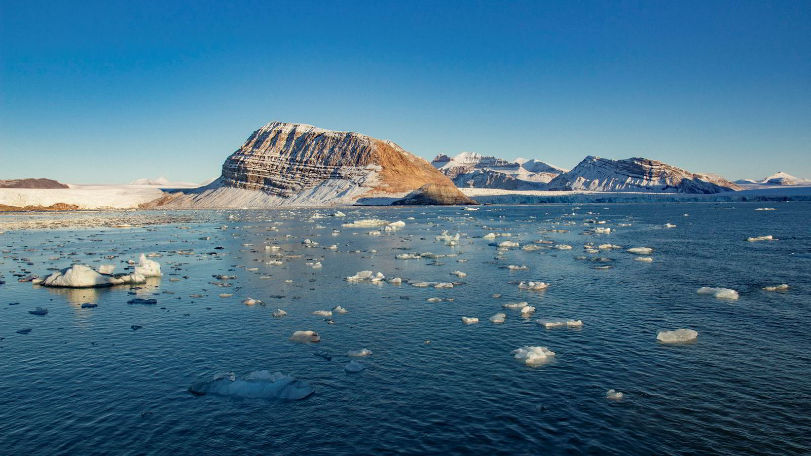 Isen smelter, også i Norge. Foto: Are Føli / NTB Scanpix