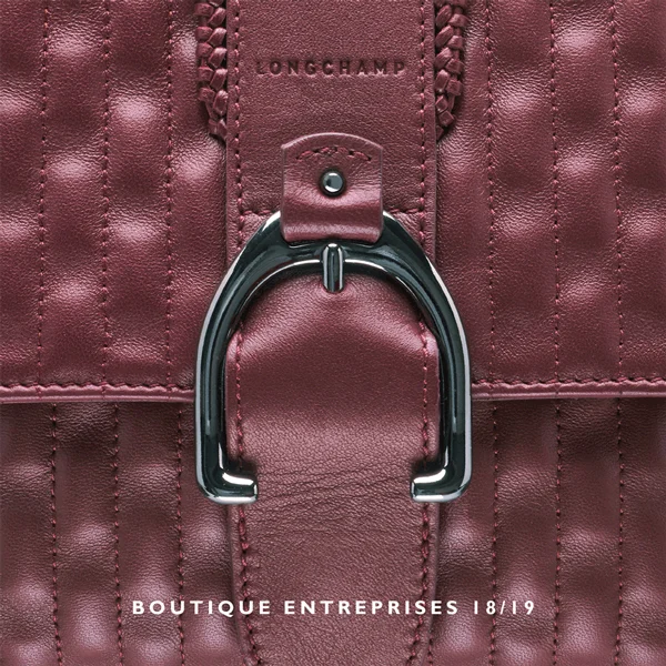 longchamp-catalogue-megawagt-18-luxe-design.jpg
