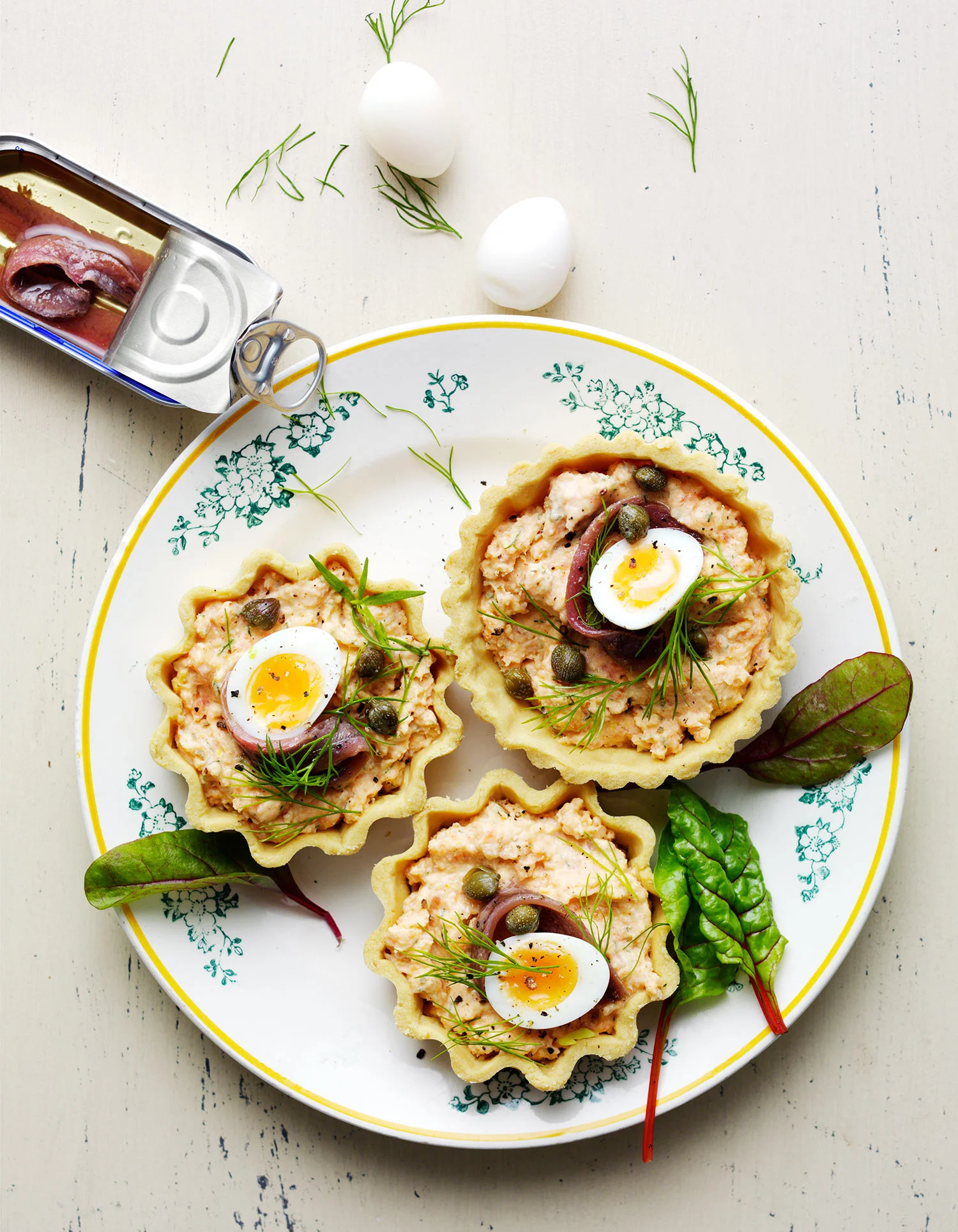 salmon tartlets