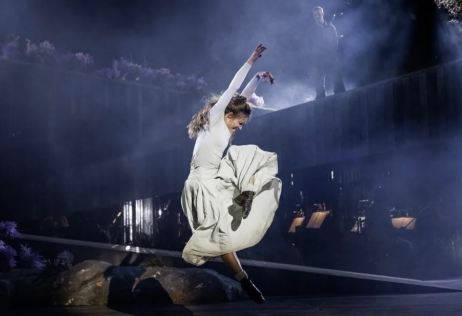 Celebrating the exquisite work and design by Designer @basia.binkowska on her new production of #brigadoon @regentsparkoat &bull; Such beautiful work Basia, CONGRATULATIONS 🙌 
.
.
.
#basiabinkowska #designer #stagedesign #designer #setdesigner #setd