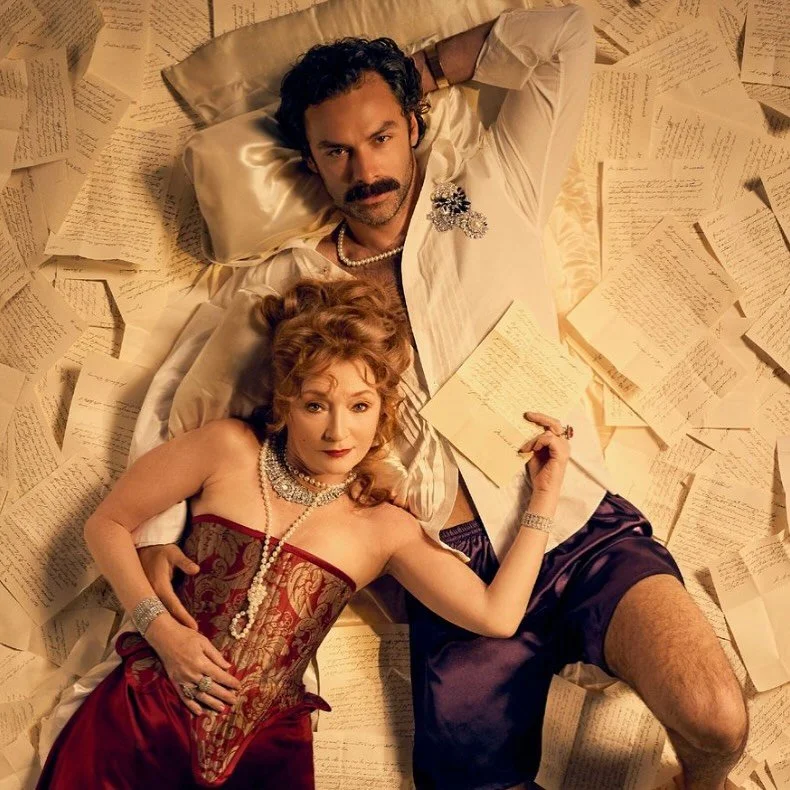 ANNOUNCED - Les Liaisons Dangereuses @nationaltheatre 2026

This new production will feature clients: Designer Rosanna Vize who returns to the NT, along with Composer @jasminkentrodgman with this being her NT debut production 👏 👏 👏 

The pen is mi